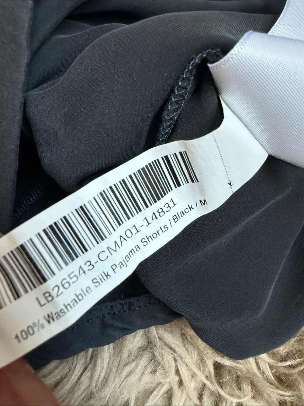 Quince 100% Washable Silk Pajama Shorts Black Womens Medium Sleep Lounge - Picture 6 of 6